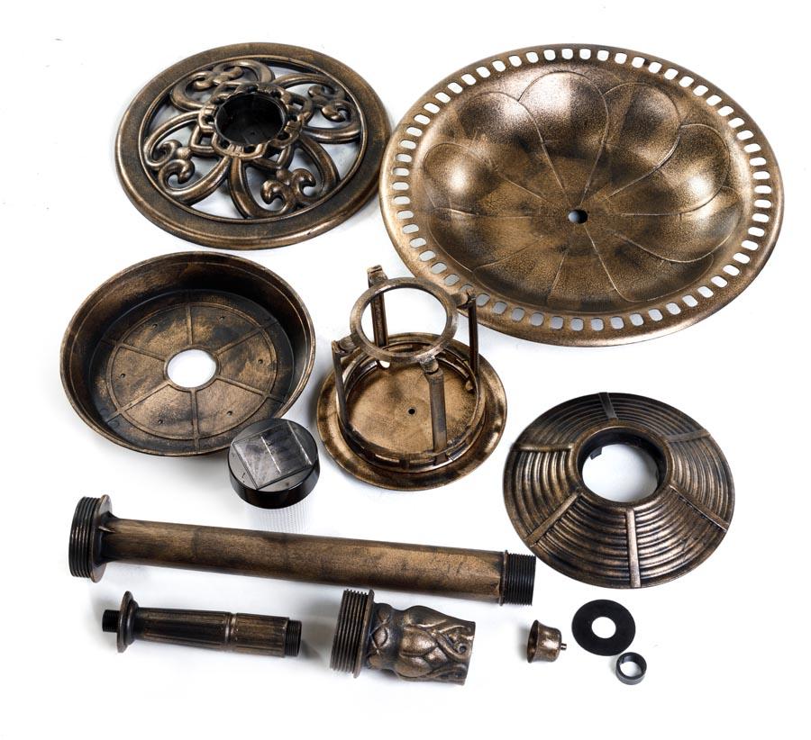 Bain d'oiseau 3-en-1 : abreuvoir, mangeoire et jardinière